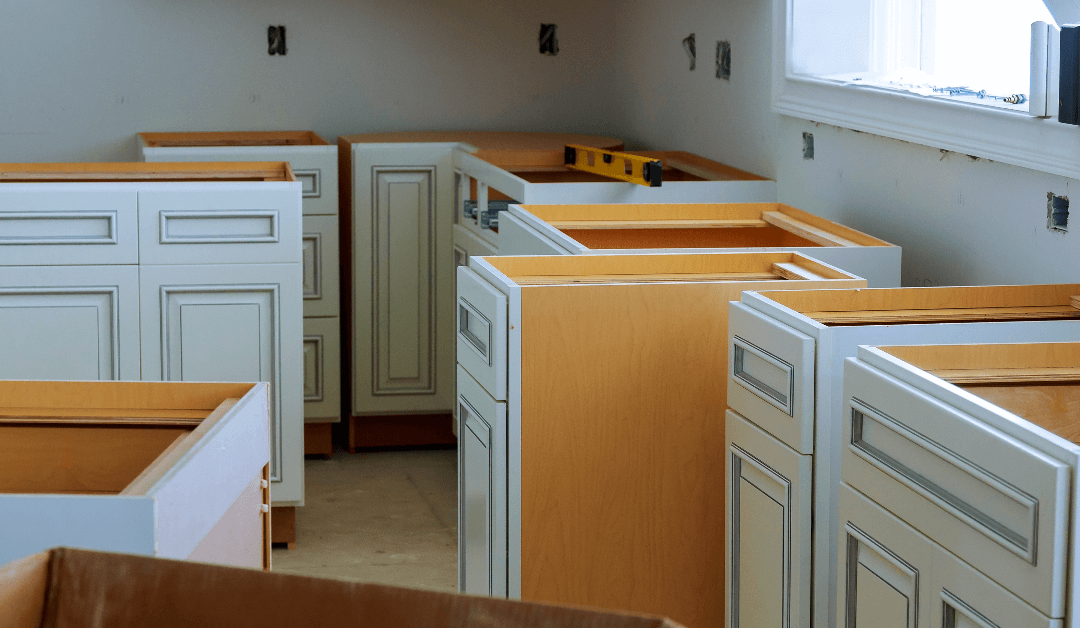 Painting vs Replacing your Kitchen Cabinets: Which One is Better?